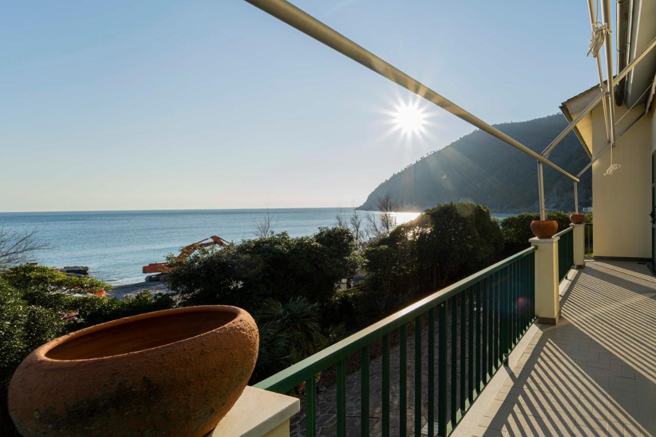 111 - Casa La Secca Vista Mare, 100Metri Dalla Spiaggia E Mare مونيلّي المظهر الخارجي الصورة